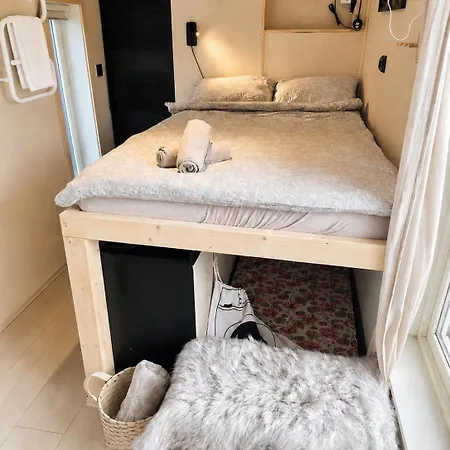 Tiny House - The Lowfo House Lofoten Vandrarhem Moskenes