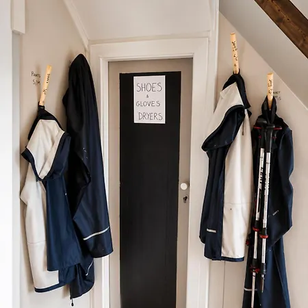 Vandrarhem Tiny House - The Lowfo House Lofoten Moskenes